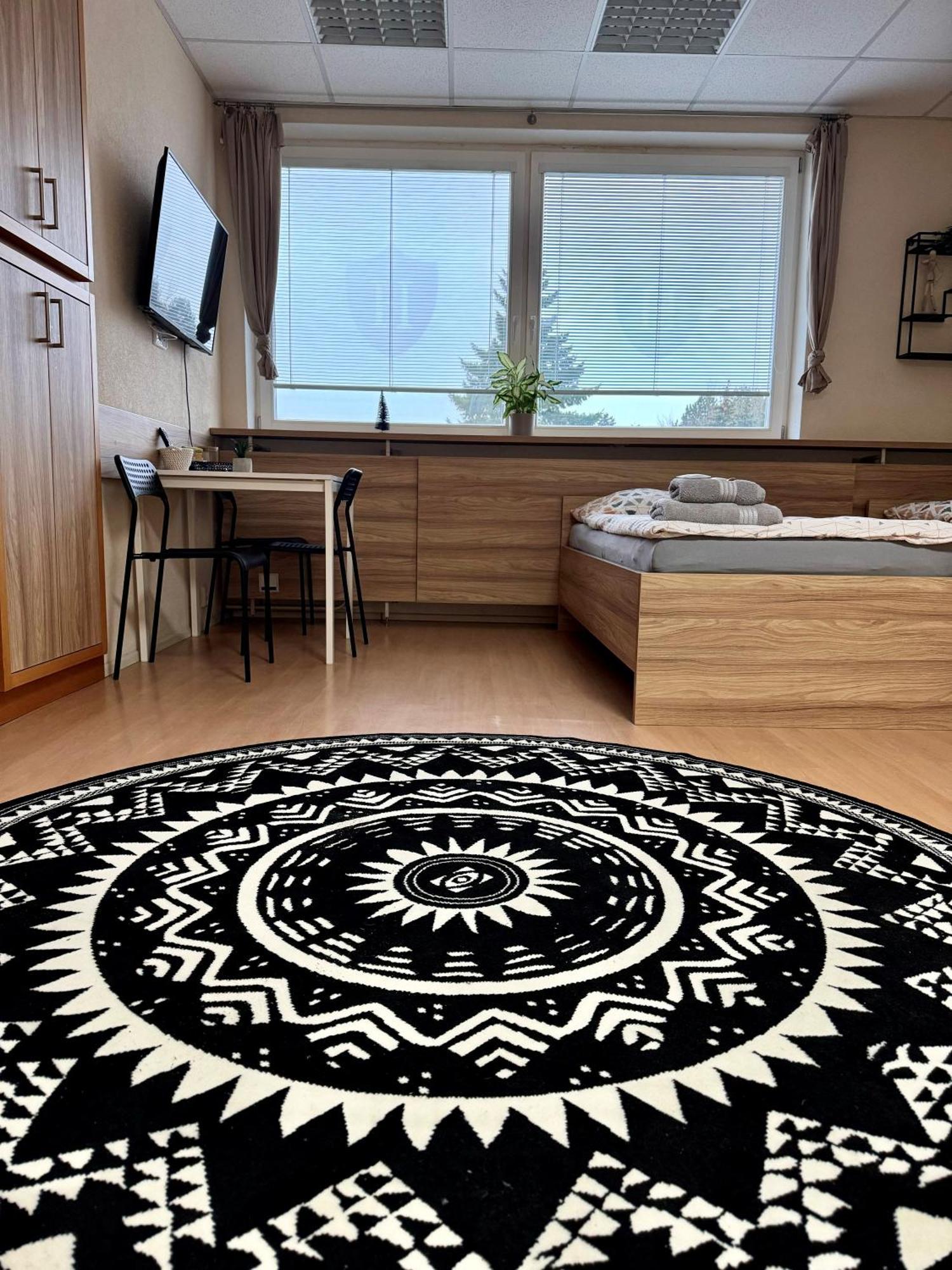 Hostel Hodonin Bagian luar foto